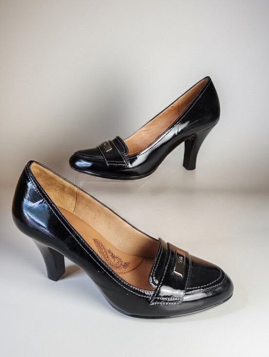 Sofft Shoes - Sofft Black Patent Leather Career Pumps Size 7M